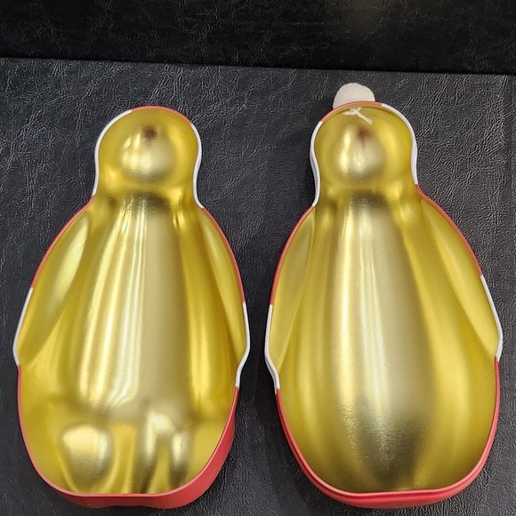 Christmas Old Time Metal Painted Santa Claus Candy Tin - Picture 6 of 7